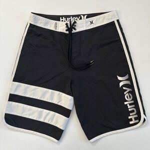 Hurley Mens Black & White Board Shorts, Hurley Mens Swimwear, Hurley Mens 149‎